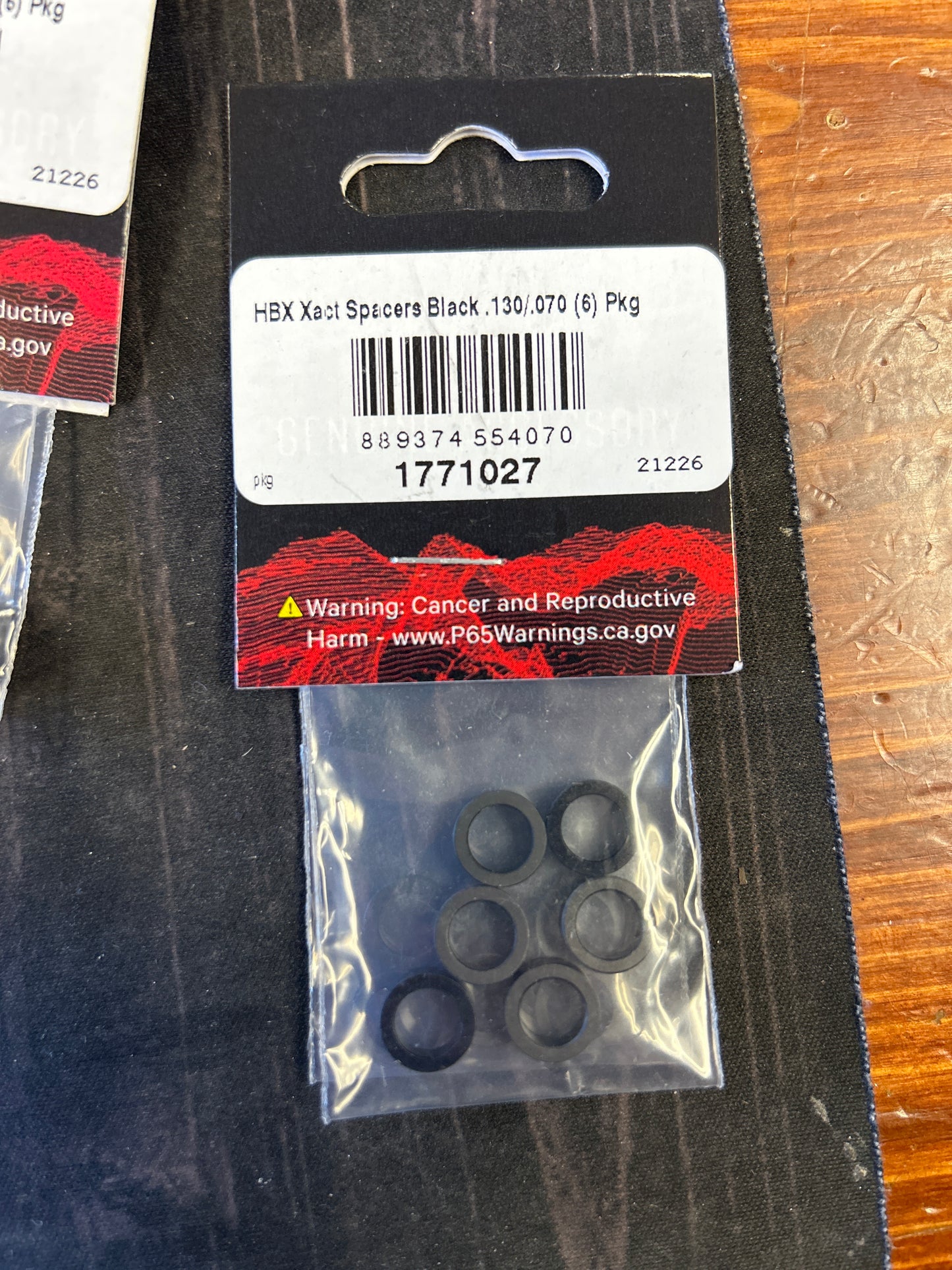 Hoyt Archery Xact Spacers Black .130/0.70 6 Pack