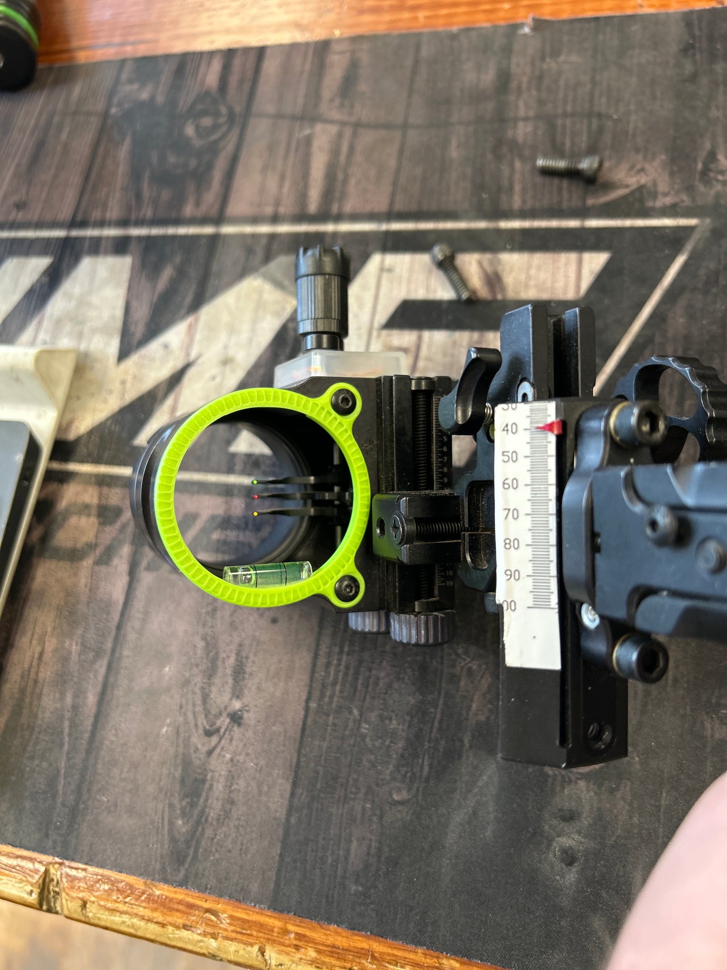 (Used) Black Gold 3 Pin Adjustable Target Sight