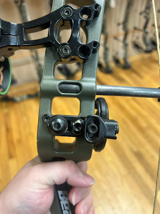 Used Bear Archery Alaskan (LH) (45-60)IB