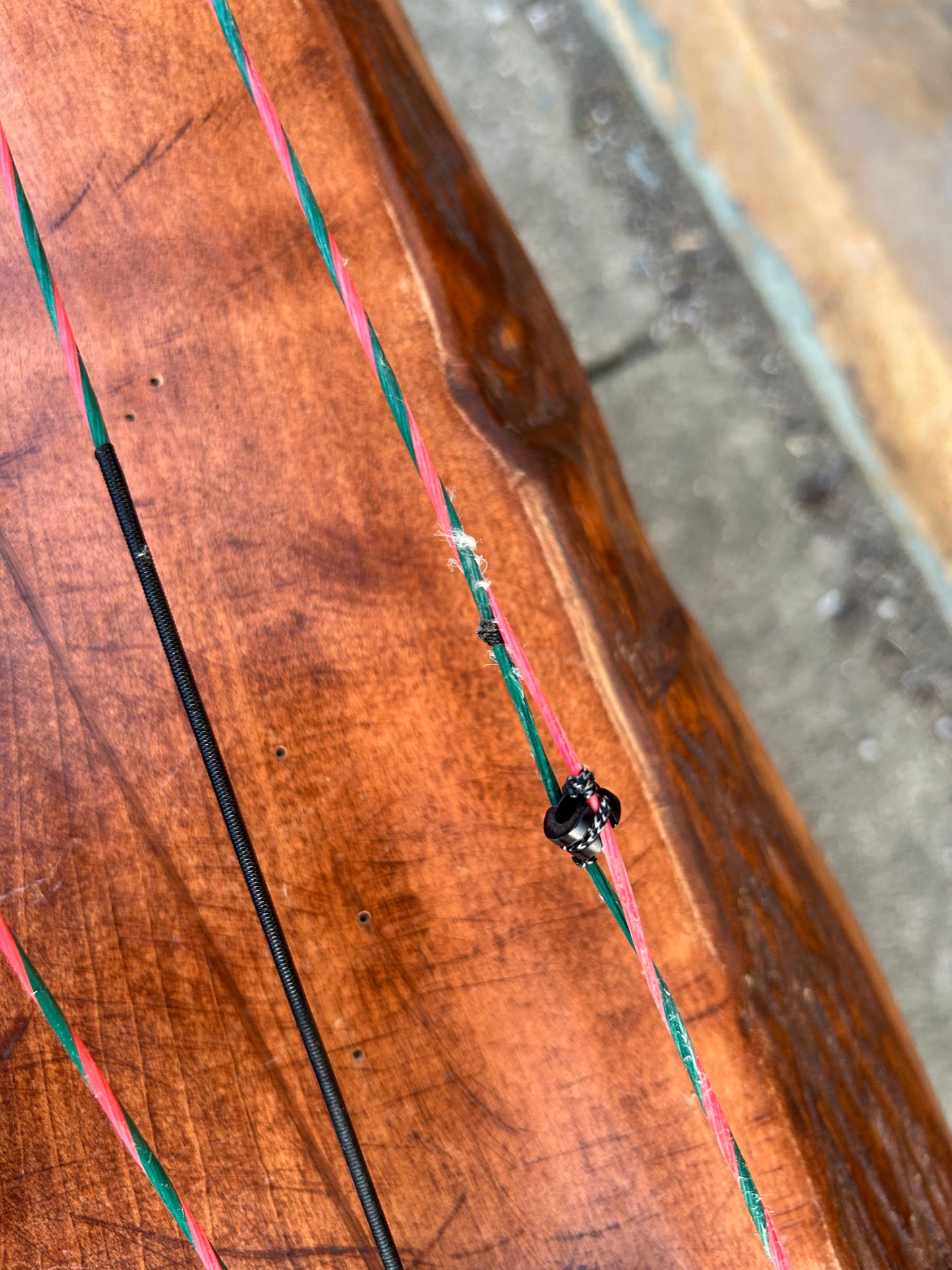Used Elite Archery Synergy 70 pounds black
