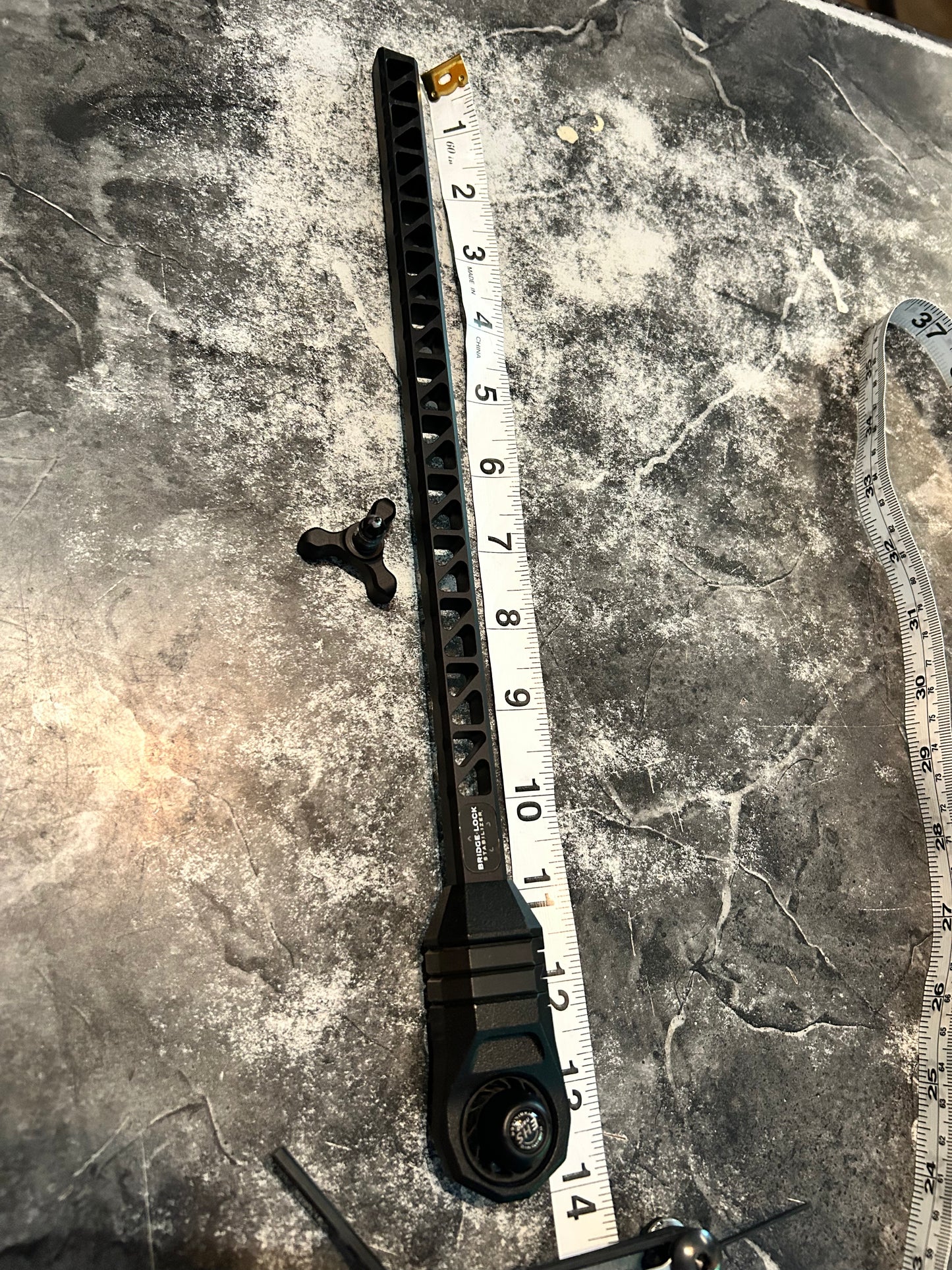 Used(Mathews 12 inch Bridgelock Stablizer)