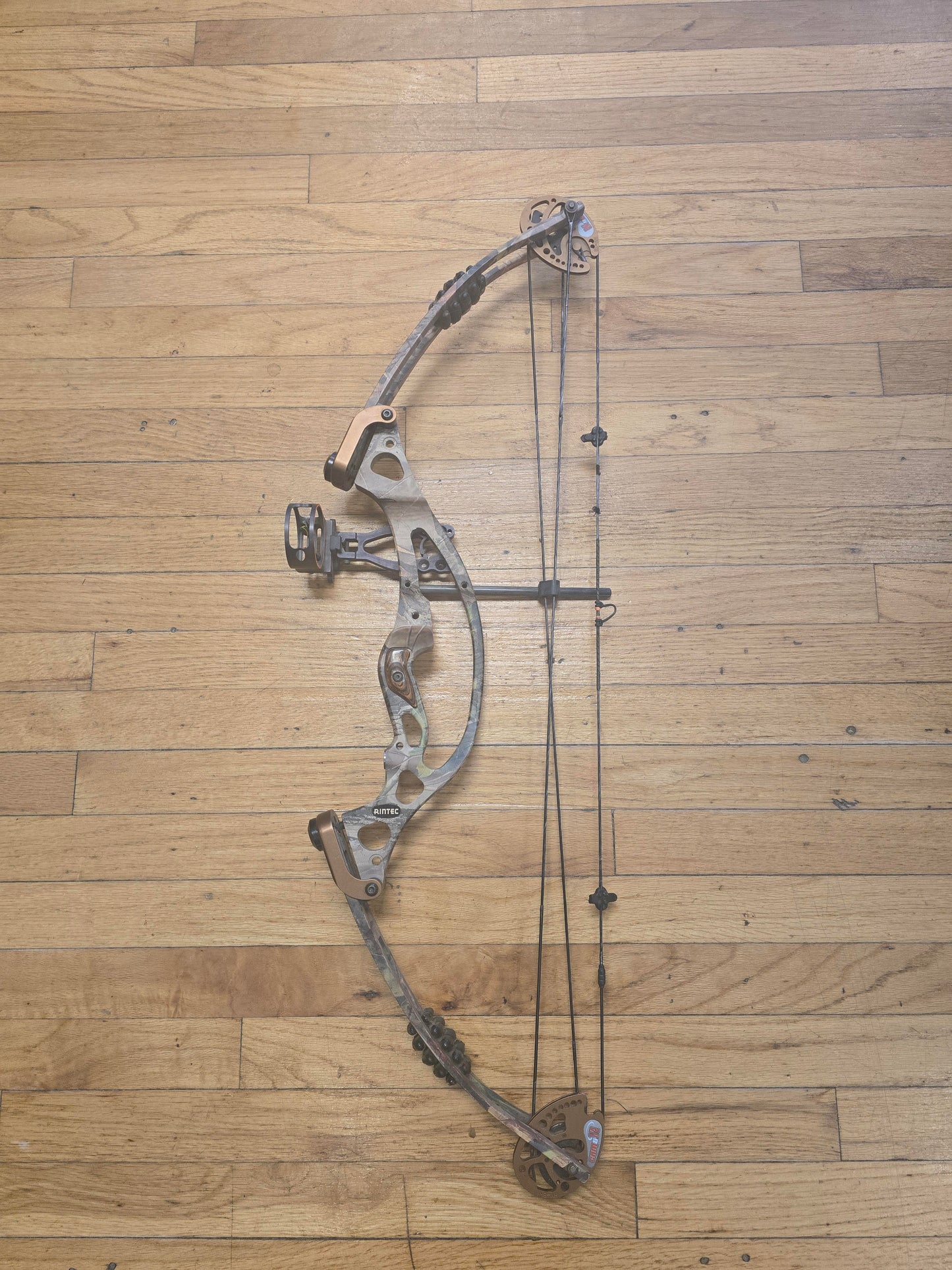 Used Hoyt Rintec
