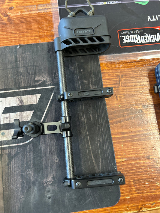 (Used) Hoyt Superlite Detachable 4 Arrow Quiver￼