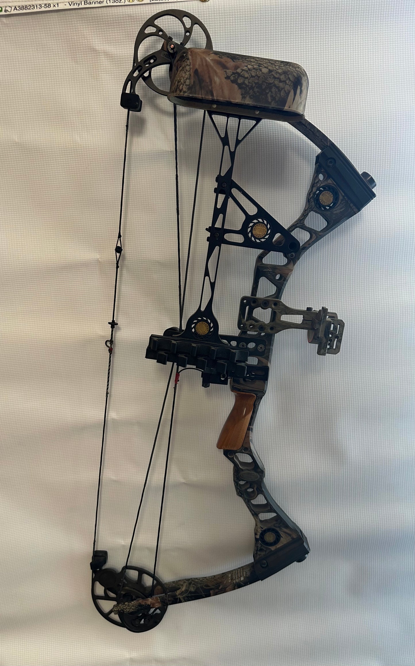 Used Mathews Outback - RH - 70lb