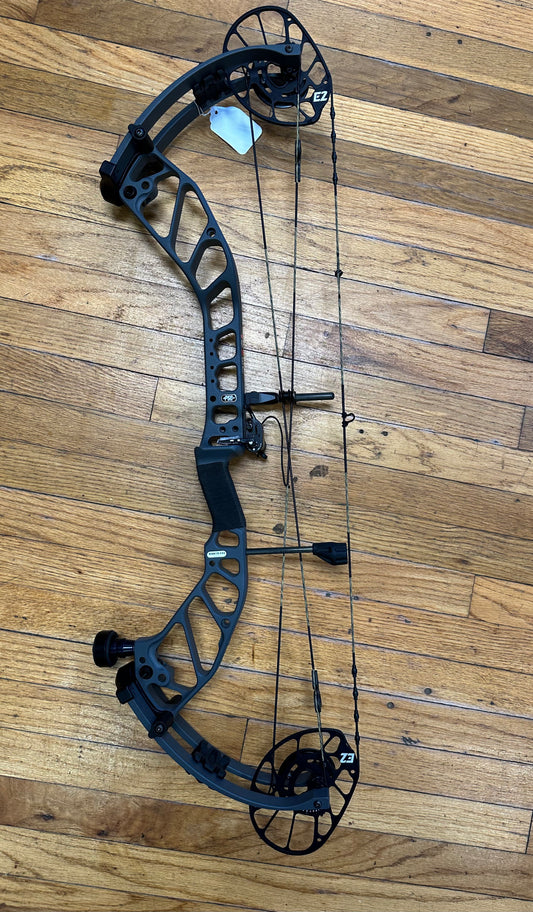 Used PSE Omen - RH 70lb - Charcoal