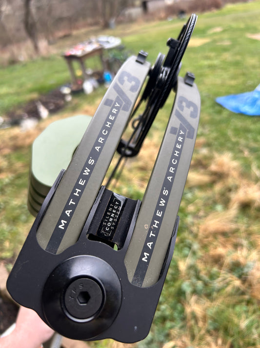 (Used) Mathews Archery V3 31 loaded