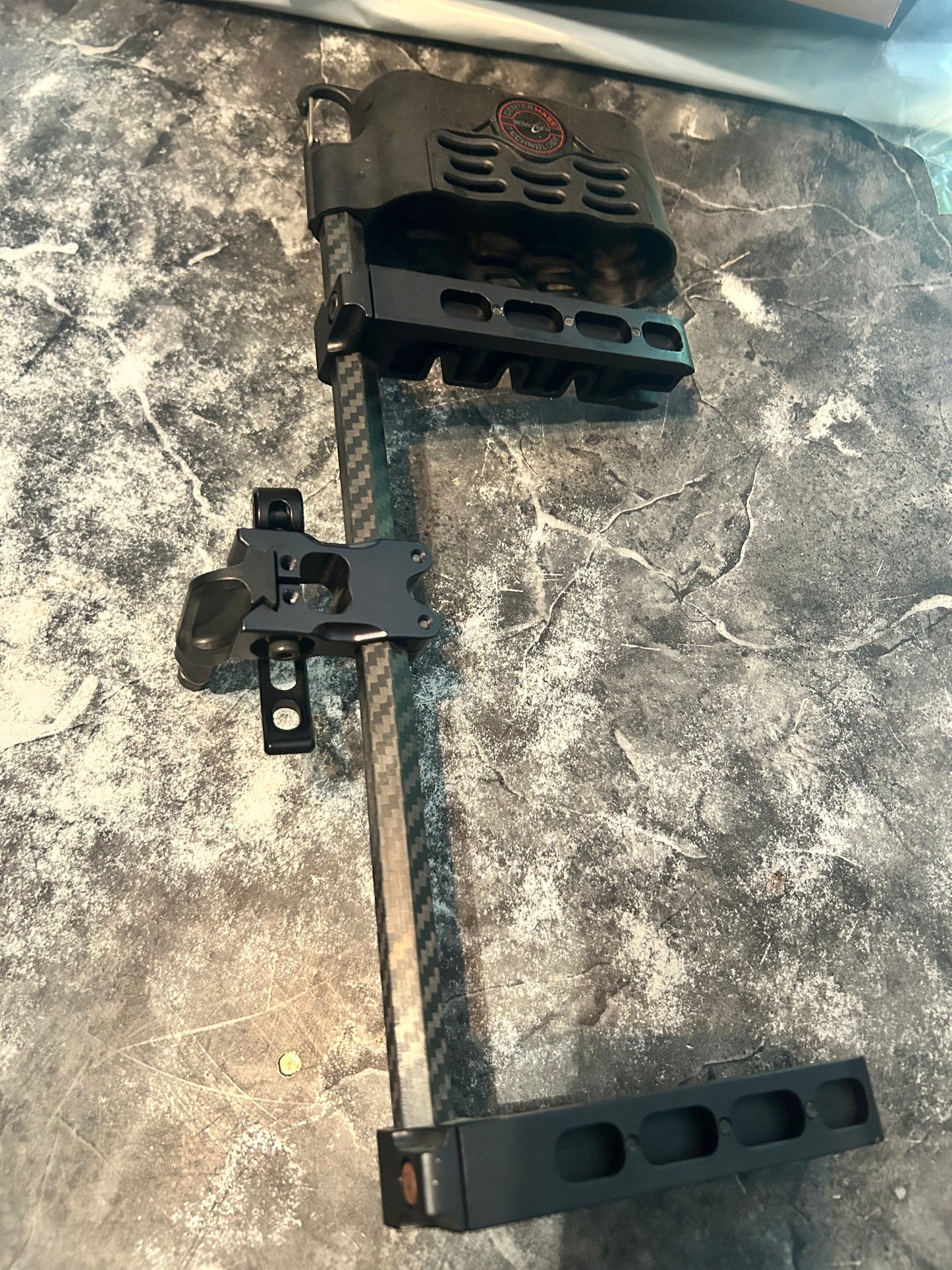 Bowtech 4 arrow center mass quiver (no box)
