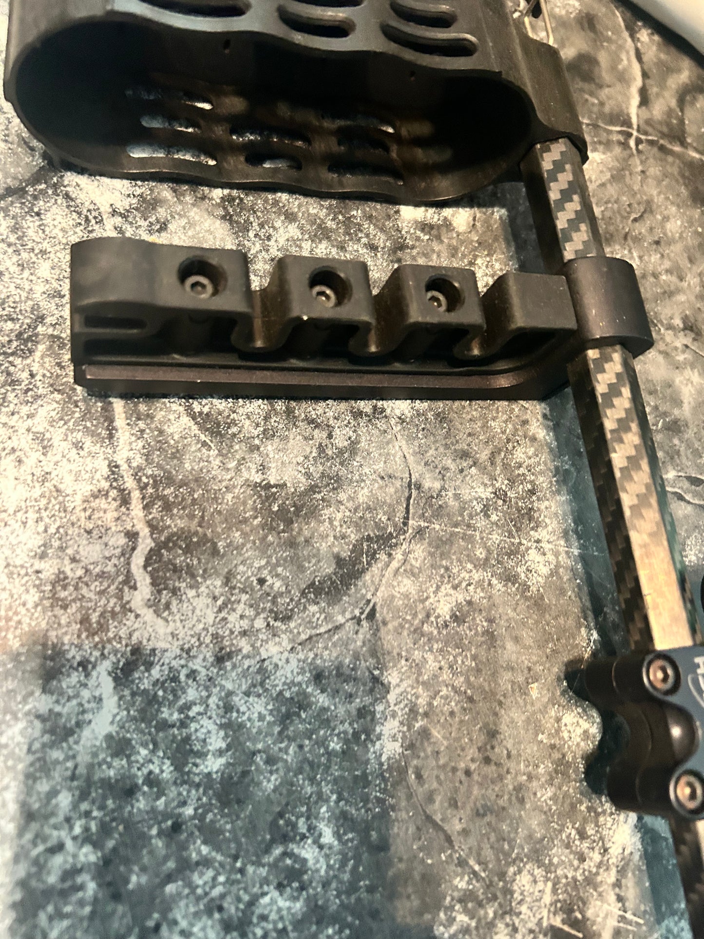 Bowtech 4 arrow center mass quiver (no box)