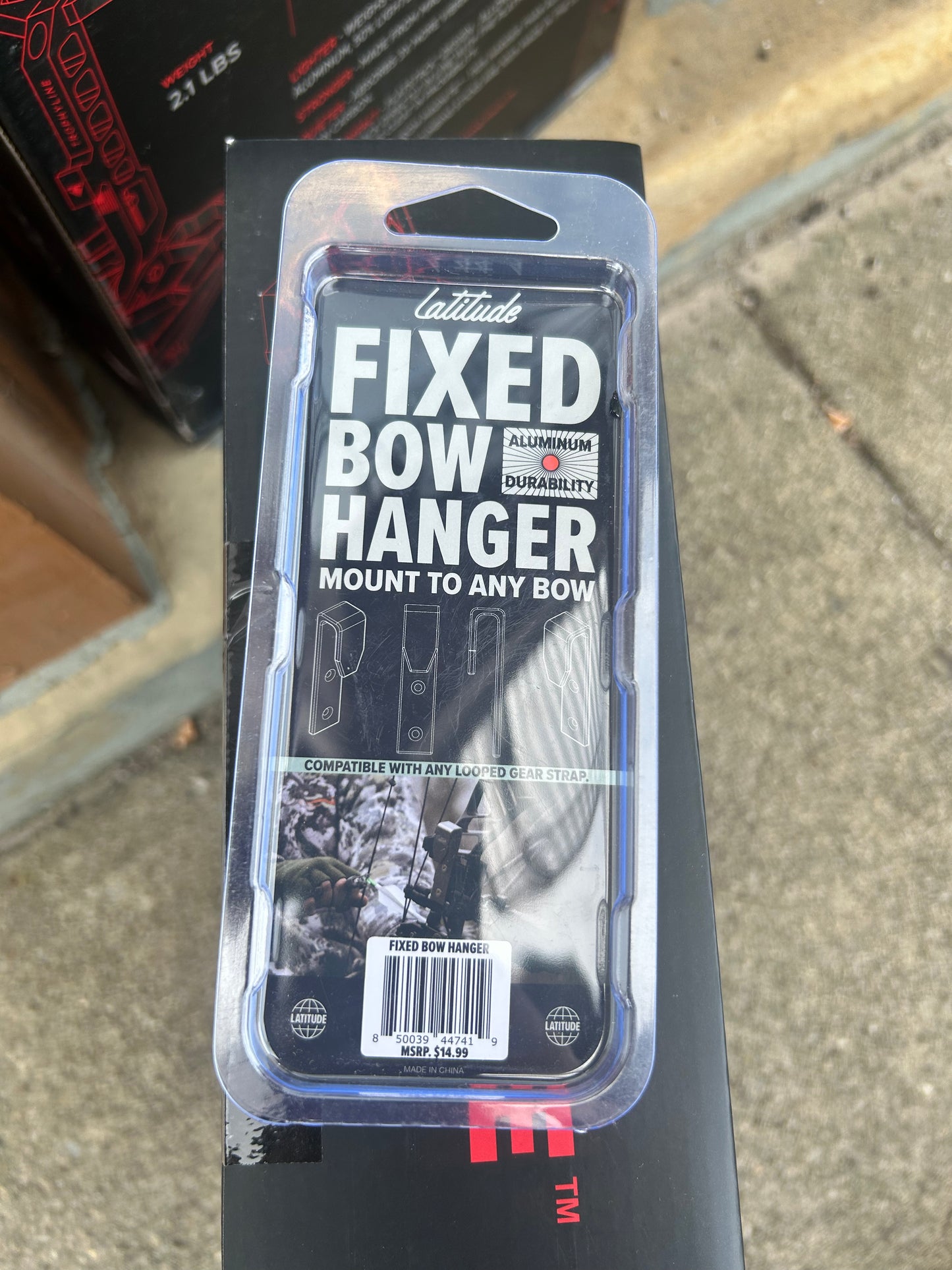 Latitude Fixed Bow Hanger