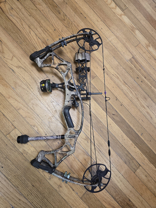 Used Hoyt Klash