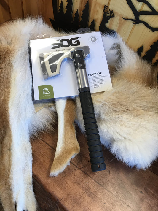 SOG Camp Axe